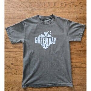 Vintage Green Day Short Sleeve T-Shirt No Tags Size Small